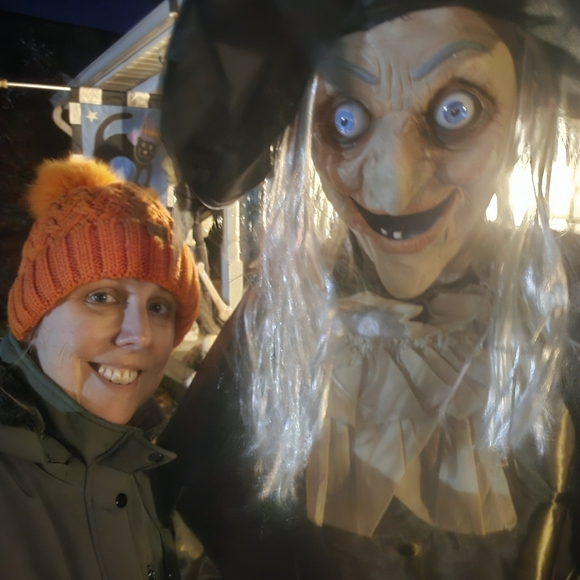 Meet your Posher, Lauren - Picture 6 of 8